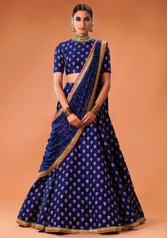 Best Ways to Drape Dupatta Over Lehenga : Top 10 Bridal Lehenga Dupatta Draping Styles